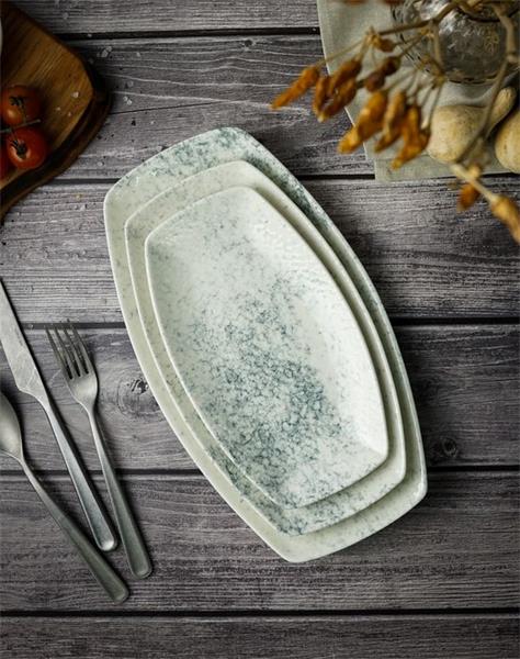 Тарелка прямоугольная 23 CM                                      