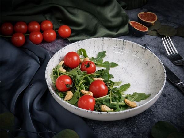 Салатник полуглубокий 22см