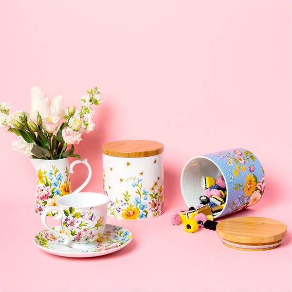 Емкость для хранения с деревянной крышкой 11х11 см, декор BUSY BEE