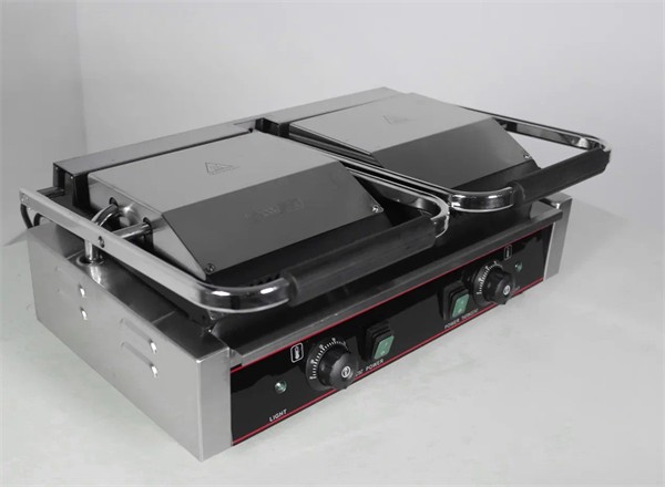 Гриль контактный HSG57E PRO