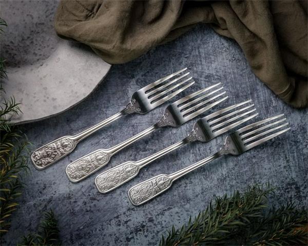 Вилка десертная