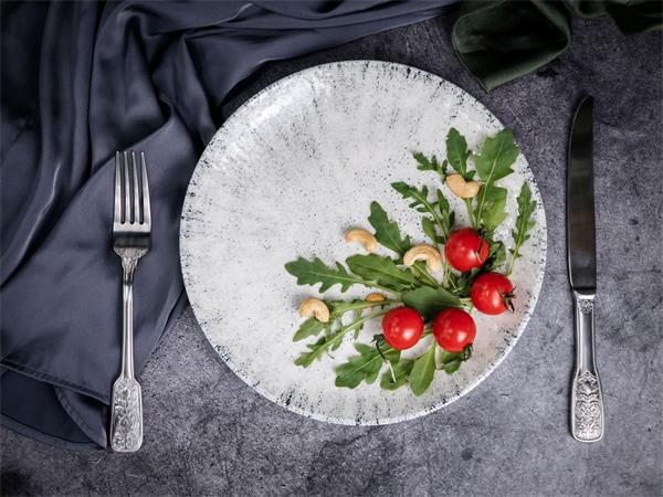 Тарелка мелкая 25 см, без борта