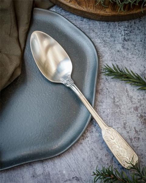 Ложка десертная