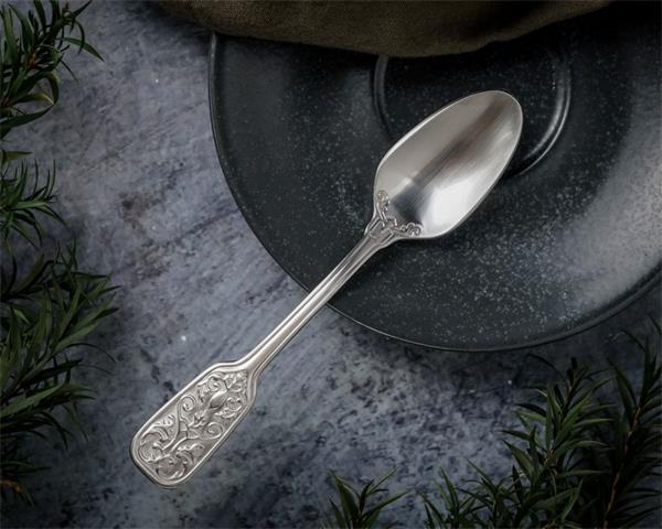 Ложка десертная