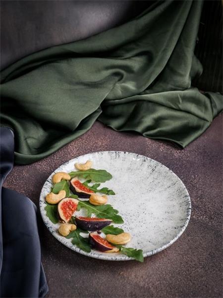 Тарелка мелкая 17 см, без борта