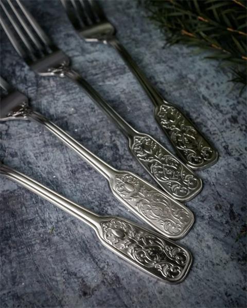 Вилка десертная