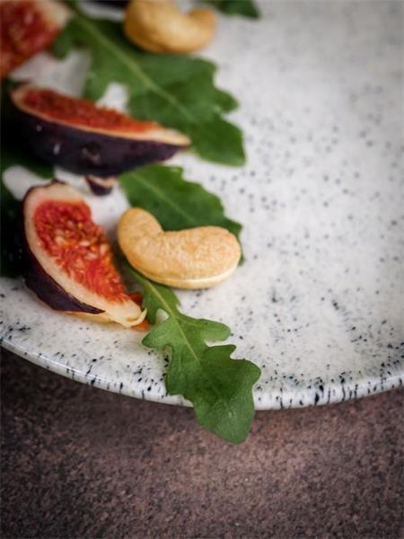 Тарелка мелкая 17 см, без борта