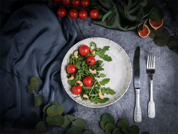 Салатник полуглубокий 22см