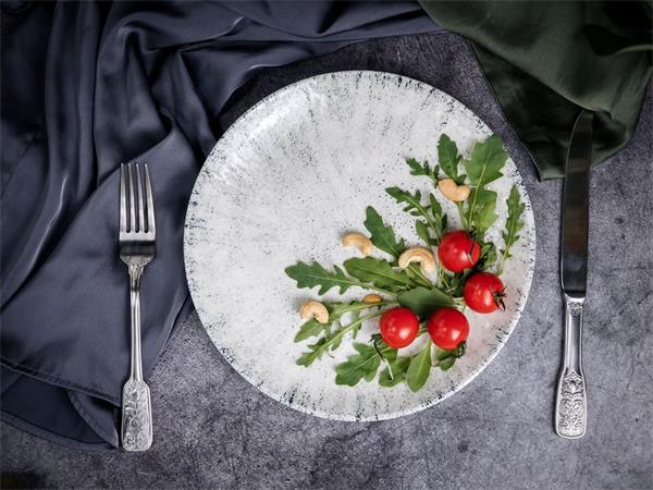 Тарелка мелкая 25 см, без борта