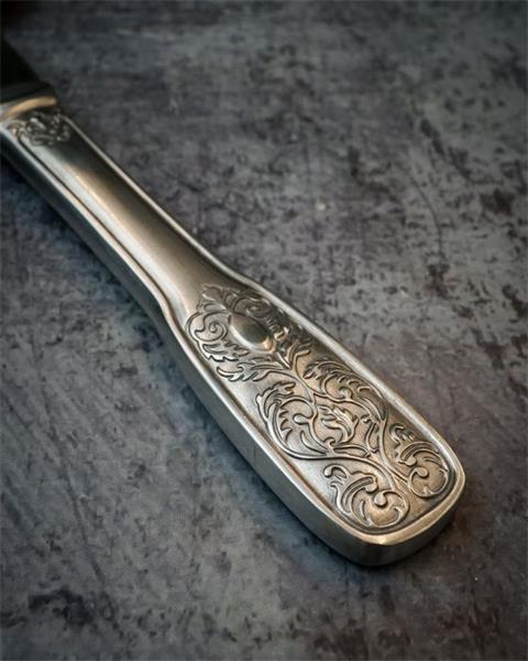 Нож столовый