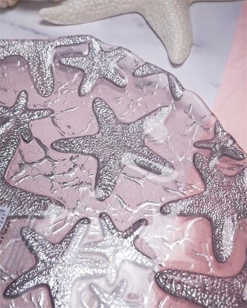 Блюдо d 33 см h 2,2 см, стекло, цвет пастельно-розовый с серебристым декором, Estrella De Mar