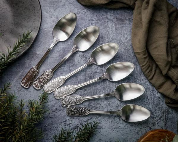 Ложка десертная