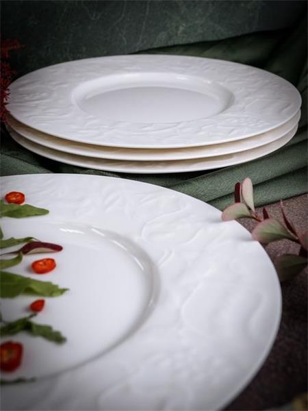 Тарелка мелкая 22см Feniks Alumilite                          