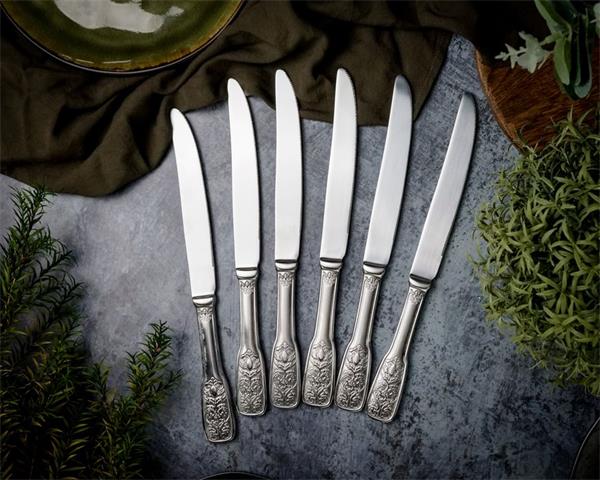 Нож столовый