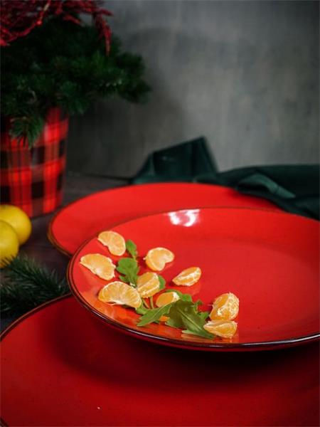 Тарелка 24 см безбортовая фарфор цвет красный Seasons