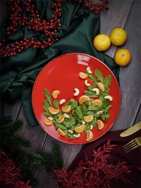 Тарелка 28 см безбортовая фарфор цвет красный Seasons