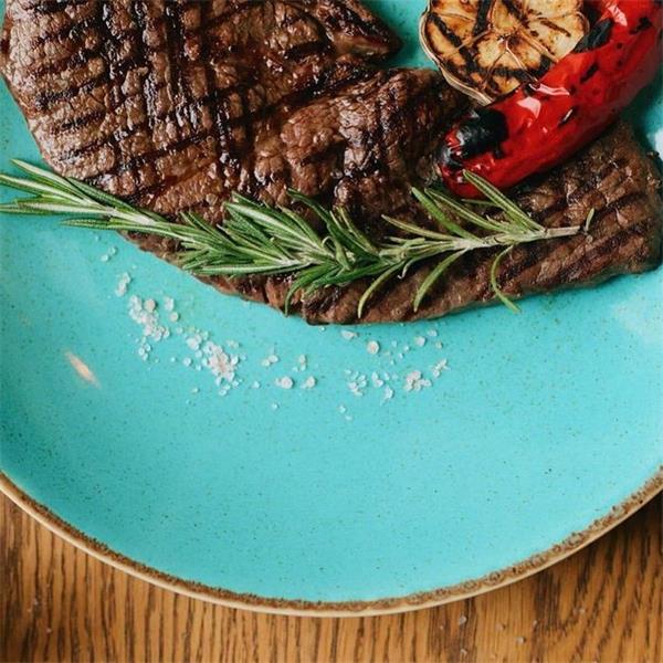 Тарелка 24 см безбортовая фарфор цвет бирюзовый Seasons