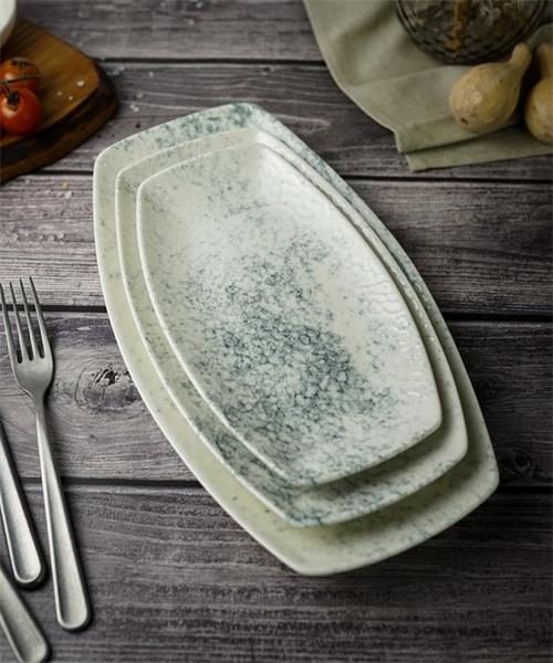 Тарелка прямоугольная 27CM                                       