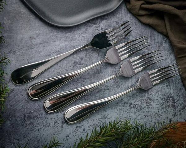 Вилка столовая