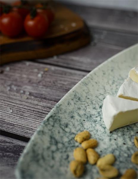 Тарелка прямоугольная 23 CM                                      